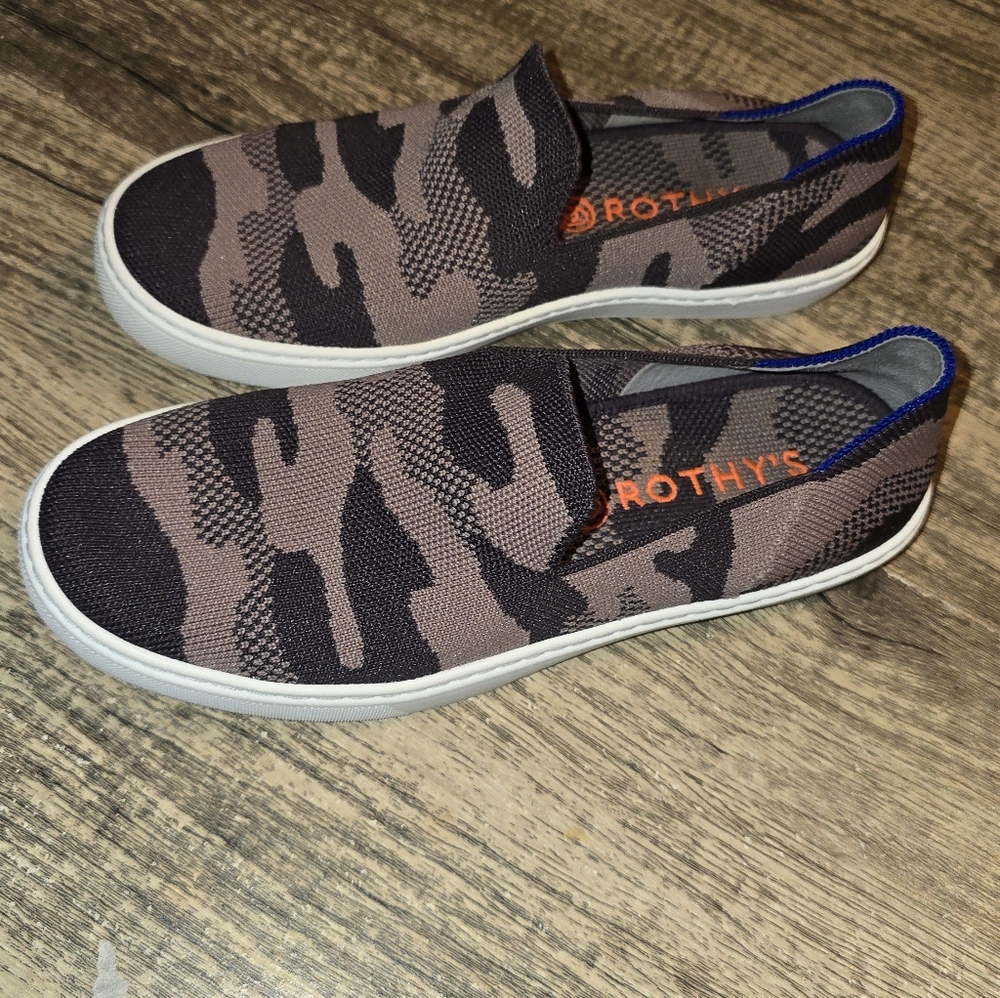 Rothy's Women's Size 7 Gray Camouflage Slip on Sneakers